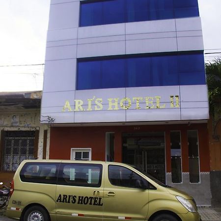 Aris Hotel Ll 伊基托斯 外观 照片